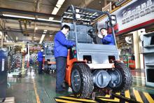 叉车集团产销量逾12万台 连续27年蝉联全国桂冠