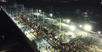 有一种震撼，叫中国速度！有一种奇迹，叫徐工制造！