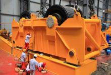 上海振华 南通传动公司推进600吨绞车租赁安装服务纪实