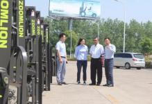 东南亚市场大客户代表考察中联重科工业车辆公司