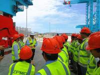 中国驻哥斯达黎加大使出席ZPMC设备到岸仪式