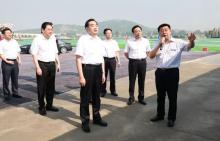 支持徐工做强做大！徐州市委书记周铁根率团观摩徐工消防安全装备制造基地