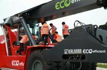 卡尔玛环保正面吊，为您提供节油保障