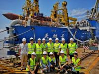 上海振华 深圳大湾区海上项目考察团莅临启东海洋公司参观国之重器“天鲲号”