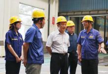 不断创新大胆变革，坚定走出一条高质量发展的“徐工道路”