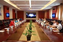 以色列媒体团参观ZPMC长兴分公司 感受重型装备科技魅力