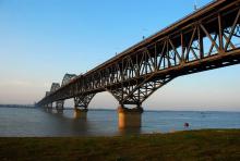 行业首创 | 徐工桥梁装备助力九江长江大桥修复升级