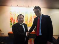 上海振华 黄庆丰赴欧洲开展商务拜访