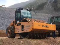 两年买7台三一全液压 在行业30多年 他更有发言权