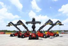 ZPMC正面吊产销双过百