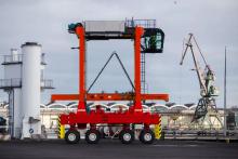 卡尔玛混合动力跨运车助力Lineas Intermodal安特卫普枢纽提升生态效益