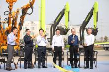 央媒关注 | 央视《对话》聚焦工程机械之都 群雄坐论产业发展