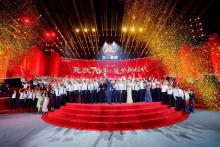 超燃！三一集团万人大合唱，集体告白“祖国万岁”