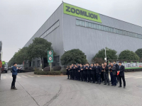 400吨全地面起重机交付客户