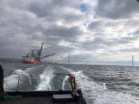 创新设计顺利过桥 土耳其2台岸桥完成现场提升