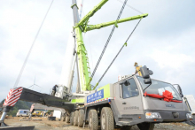 中联重科ZAT8000全地面起重机 精准助力雪峰山风电项目