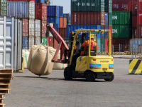 HYSTER-海斯特叉车港口物流行业解决方案