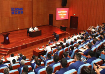 市委书记周铁根在徐工开展安全生产专题宣讲