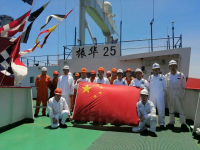 满旗+鸣笛，振华重工船队庆祝中国航海日