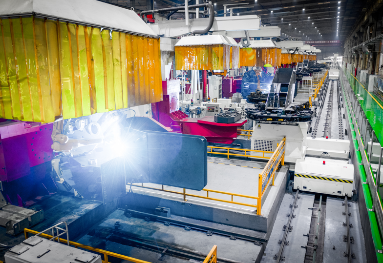 “数读”徐工起重智能产线：3年，3000公里，30000台！