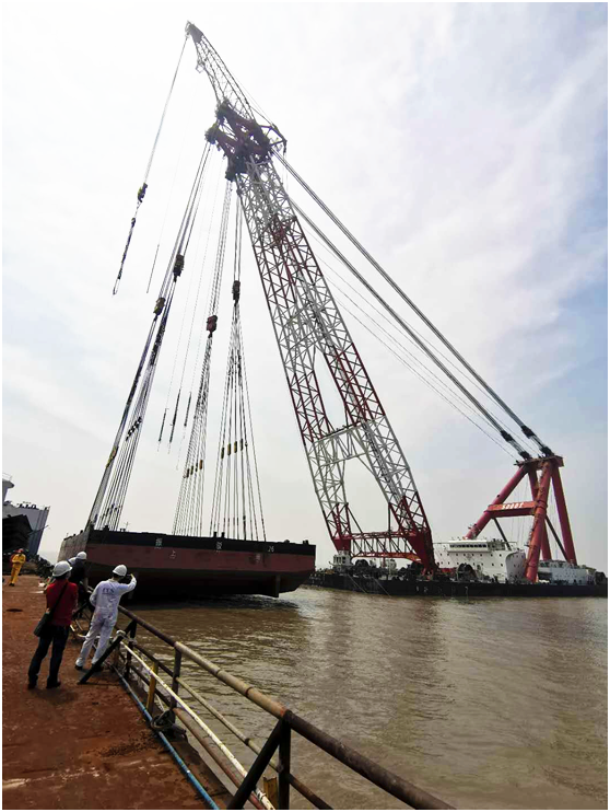 上海振华 乘风破浪！“新振浮7”轮圆满完成船舶检验