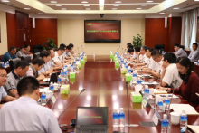 上海振华 朱连宇调研海工集团动力定位系统核心装备研发项目