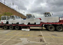 18台25吨牵引车在某航空“起飞”