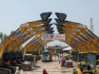 千万徐工金交付“巴铁”，参建当地“三峡工程”！