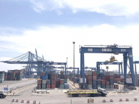 打造“中国样板” 振华重工攻克集装箱码头自动化改造世界难题