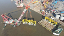 亚洲首座海上换流站完成基础桩、导管架发运