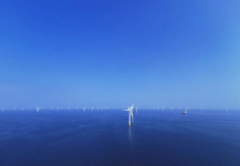 大连庄河海上风电项目风机吊装圆满完成