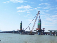 汕头中砂特大桥主桥双塔顺利封顶