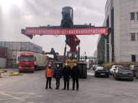 20小时超强续航，三一电动正面吊宁波C位抢镜