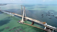 振华重工参建的海南铺前桥荣获中国交建优质工程奖