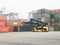 徐工丨致命吸引力！这款正面吊炫酷惊艳！