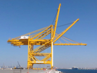 振华重工推出新型岸桥，一项创新将为码头带来福音