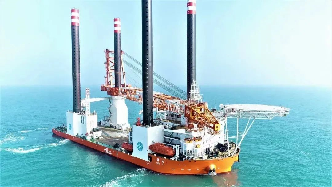 上海振华  特别的“礼物”