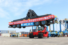 上海振华 国内外多个项目完成关键节点