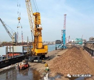 意大利威尼斯港订购第6代科尼移动式港口起重机