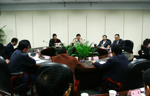 万州港集团公司召开一季度经济分析会