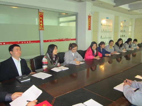 日丰召开第一次通讯员座谈会