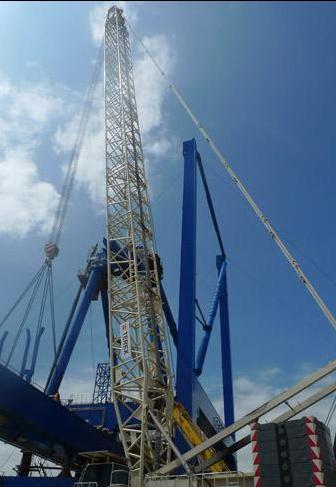 特雷克斯Powerlift8000起重机赴福建开工