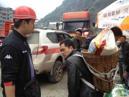 在一起——三一雅安地震灾区救援纪实