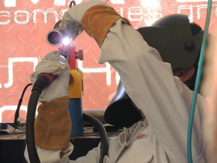 上海振华公司员工获国际焊接大赛大奖