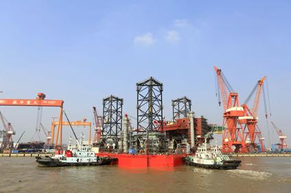 “振海2号”400英尺自升式钻井平台顺利下水