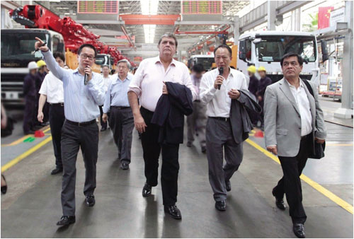 秘鲁前总统阿兰·加西亚·佩雷斯到访三一，希望三一深耕秘鲁市场