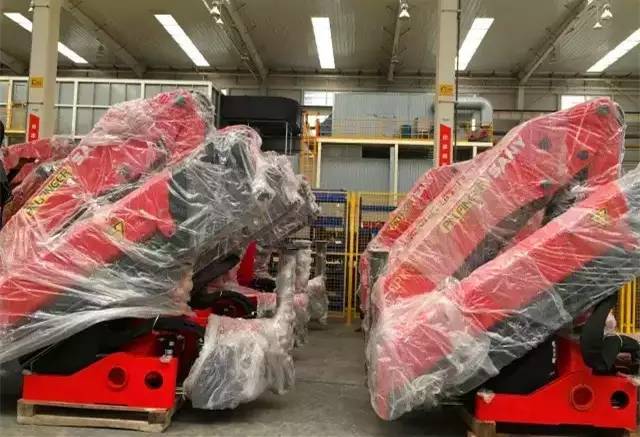 22台三一帕尔菲格设备发往海外