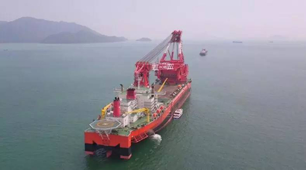 ZPMC“大力士”助力港珠澳大桥最后吊装