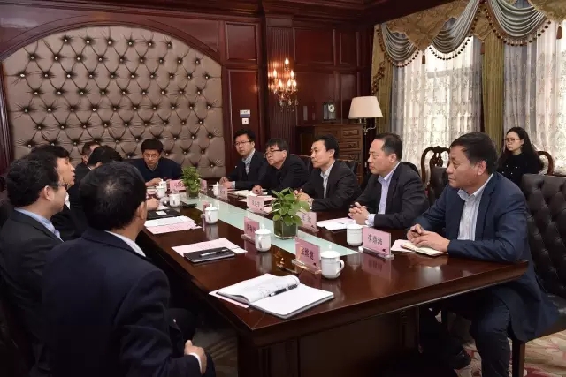 上海振华　朱连宇一行拜访河北港口集团有限公司