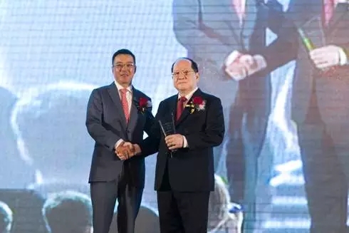 “一带一路”新里程！ 中联重科起重机马来西亚销售超300台！